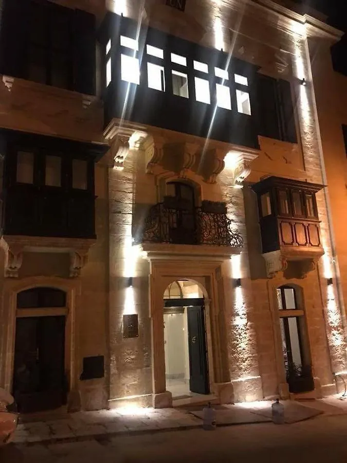 מלון ואלטה Palais Le Brun