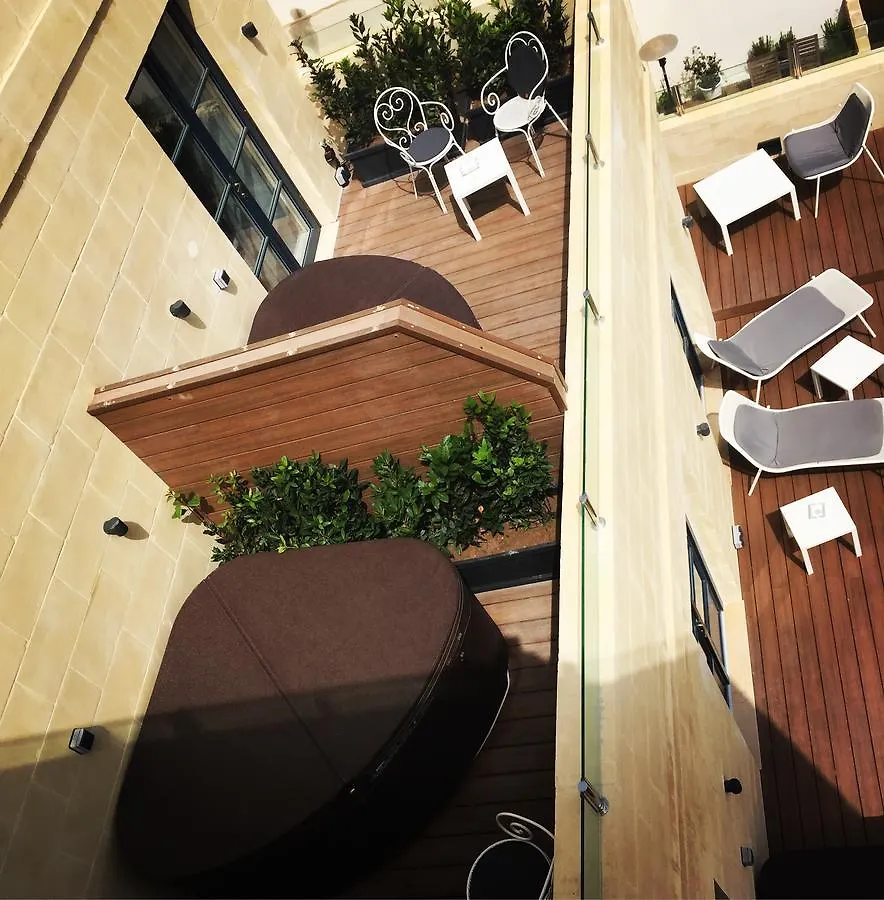 מלון ואלטה Palais Le Brun מלטה