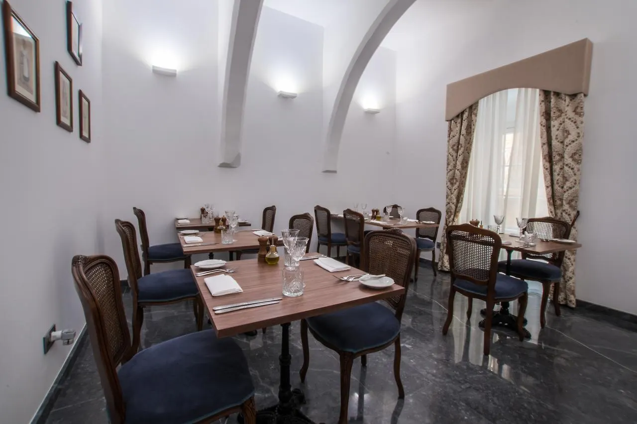 מלון ואלטה Palais Le Brun
