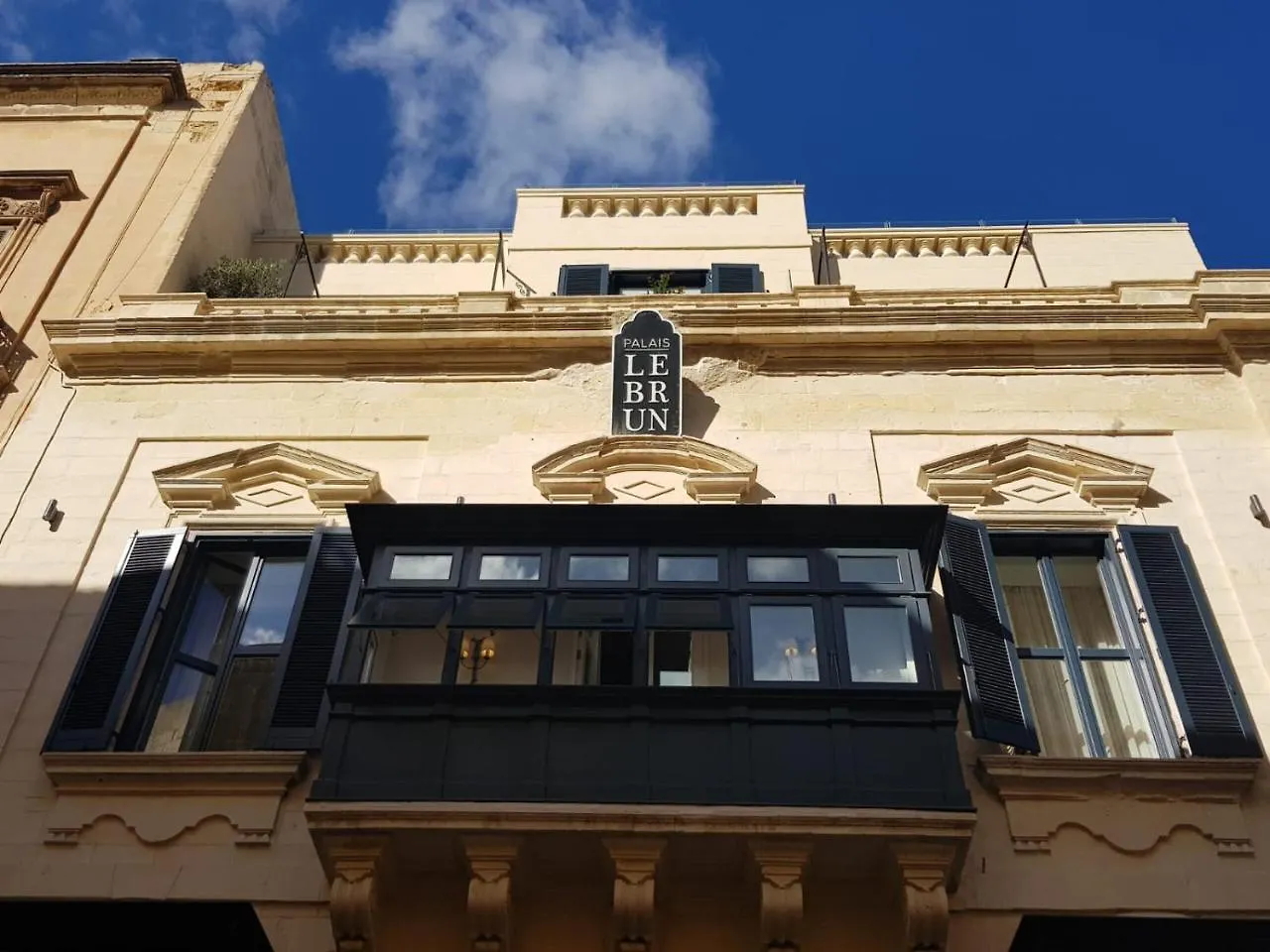 מלון ואלטה Palais Le Brun